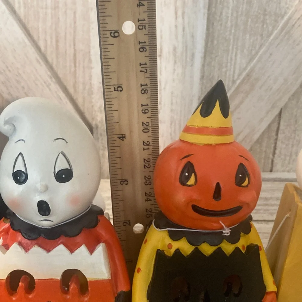 Johanna Parker Halloween Light Up Shelf Sitters - Picture 5 of 7